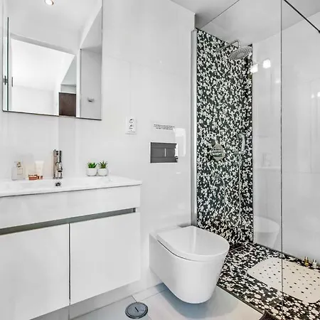 Sleeps 6 Pool Air Con Wifi Villa *
